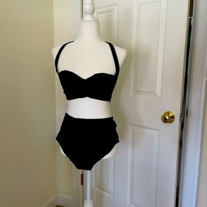 Black 2-piece high waisted swimsuit